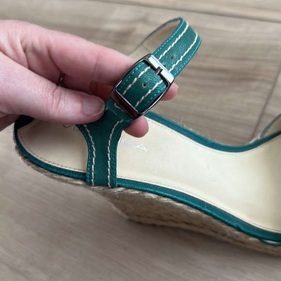 EUC Via Spiga Brand Ankle Clasp Chunky Wedge Heel Sandals Size 11 Women’s Used - Picture 8 of 13